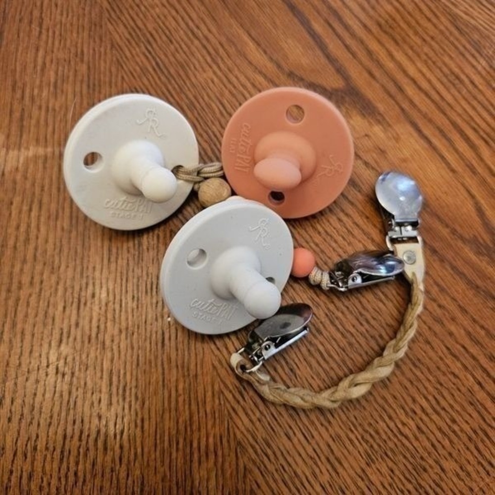 Ryan & Rose Cutie PAT 'Pacifier and Teether' Lot
